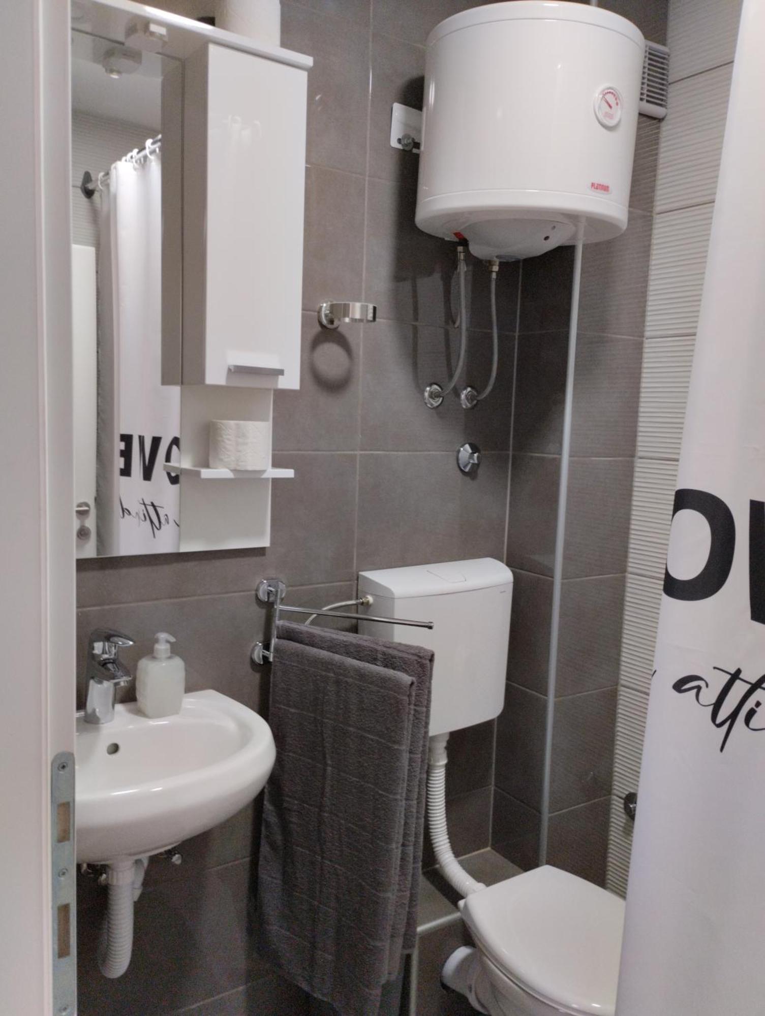 Appartement Iris à Ivanica Extérieur photo